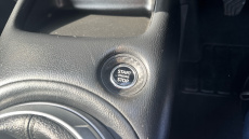 Nissan Juke 1.0 DiG-T 114 N-Connecta 5dr Petrol Hatchback